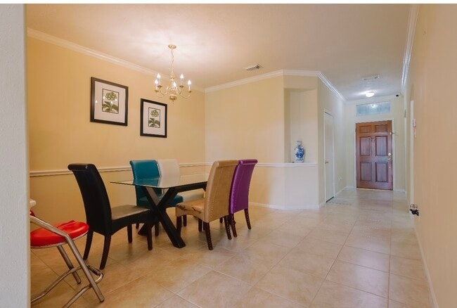 Building Photo - 6723 Green Sage Dr