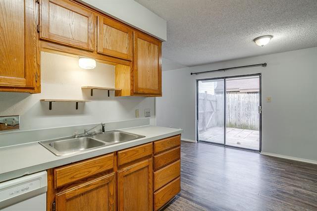 Building Photo - 926 Irene St