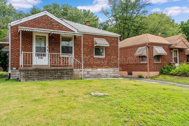 Building Photo - 7125 Theodore Ave