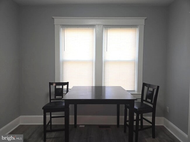 Building Photo - 2909 Markley Ave