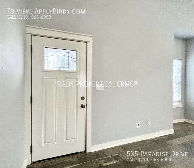 Building Photo - *3 Bed, 2 Bath Home Located Next to Canyon...