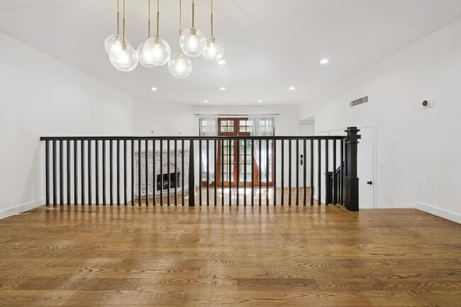 Building Photo - 6509 Kester Ave