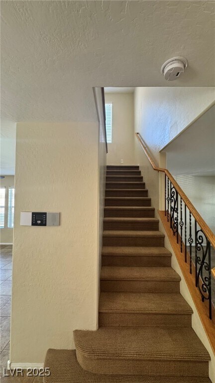Building Photo - 3173 Color Palette Ave