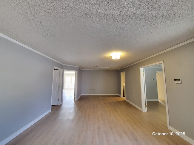 Building Photo - 6355 W Twain Ave