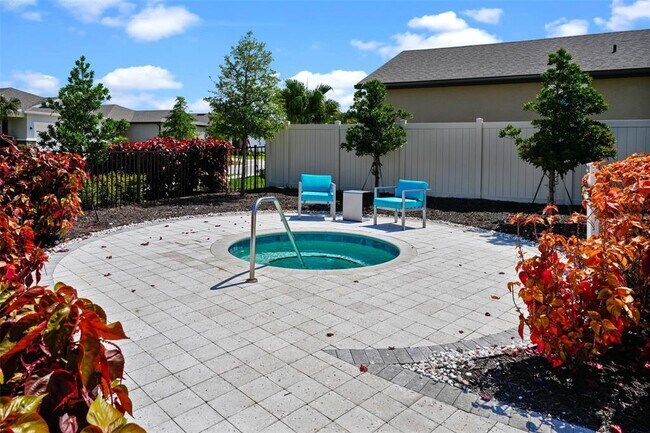 Building Photo - 3778 Maxwell Park Dr