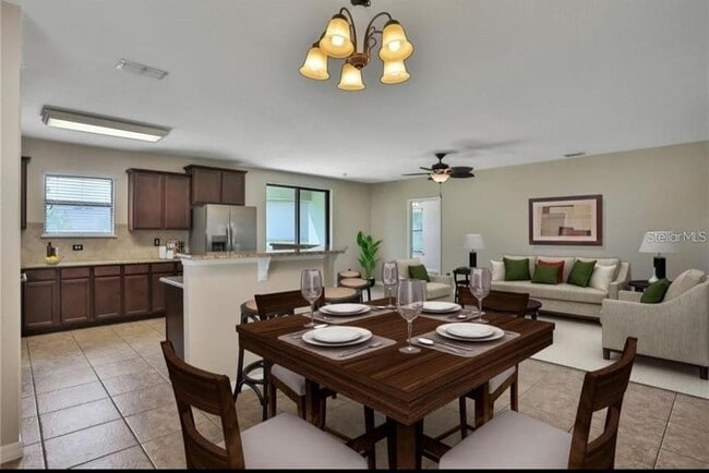 Building Photo - 2221 Tulip Valley Point