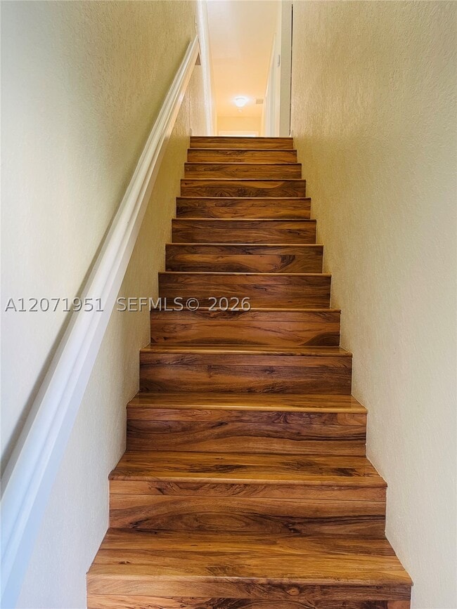 Building Photo - 6364 Landings Way