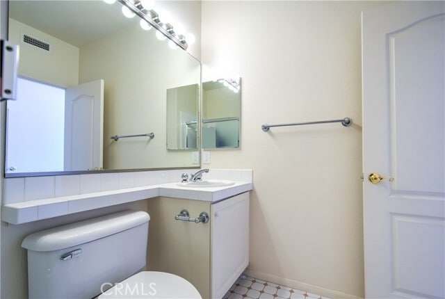 Building Photo - 15 Riva Dr