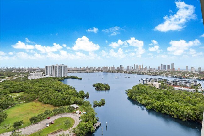 Building Photo - 16385 Biscayne Blvd