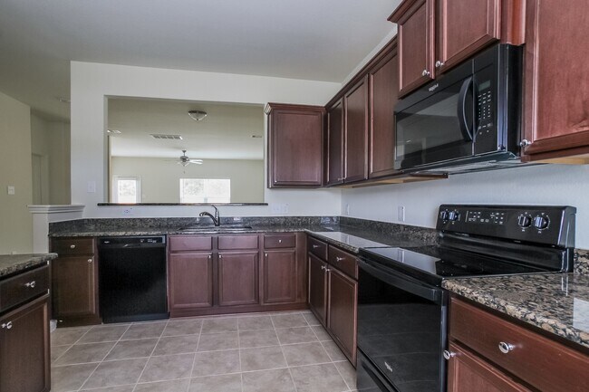 Building Photo - 27008 Leonardo Dr