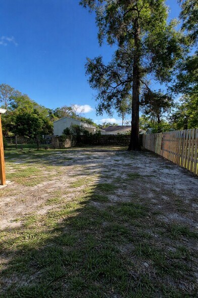 Building Photo - 467 Connecticut Ave