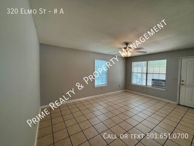 Building Photo - 320 Elmo St