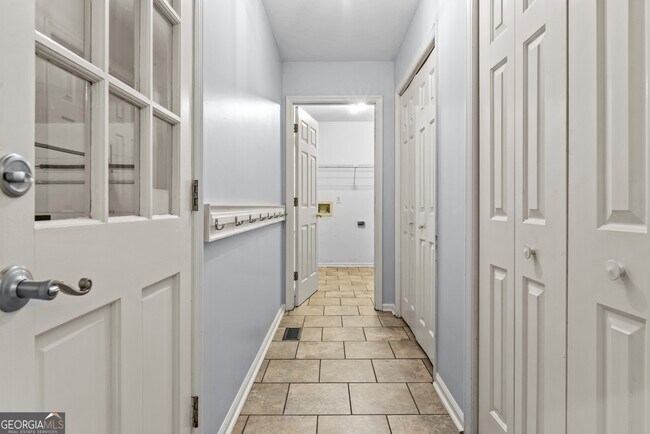 Building Photo - 161 Pinecrest Terrace