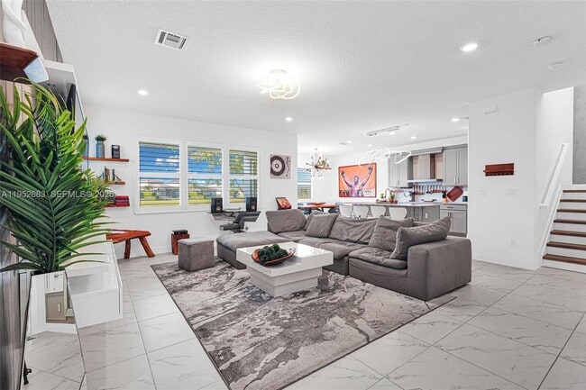 Building Photo - 4091 Pelicano Way