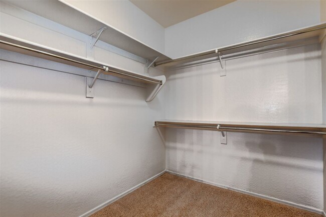Building Photo - 4 bedroom 2 bath home in Highlands Ranch neighborhood in Chino Valley