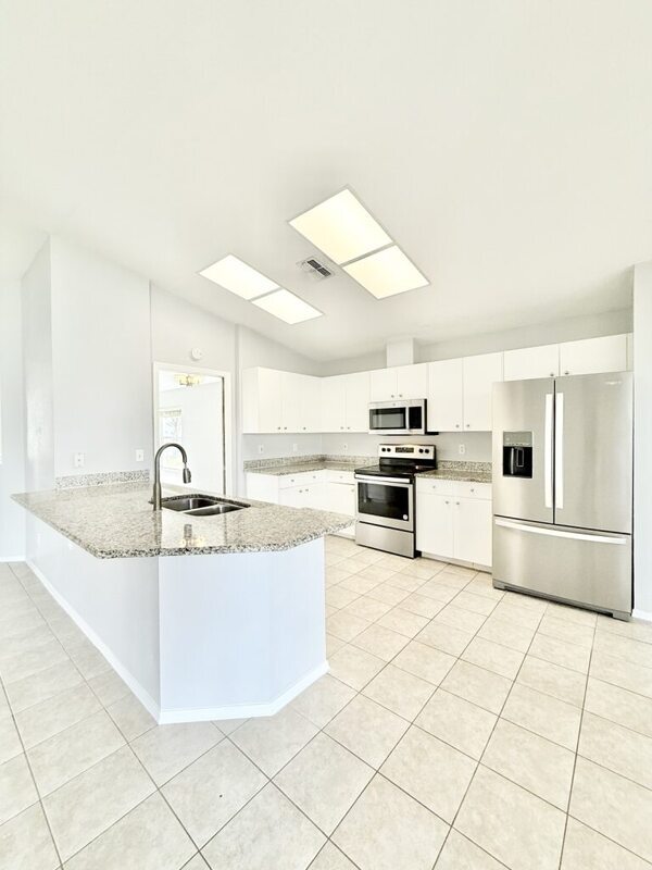 Building Photo - 4768 Ridgemoor Cir
