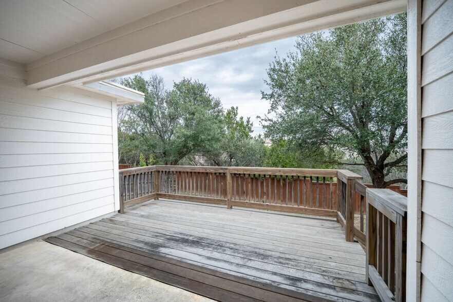 Building Photo - 2619 Amethyst Dr