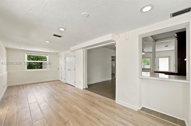 Building Photo - 7120 SW 58th St