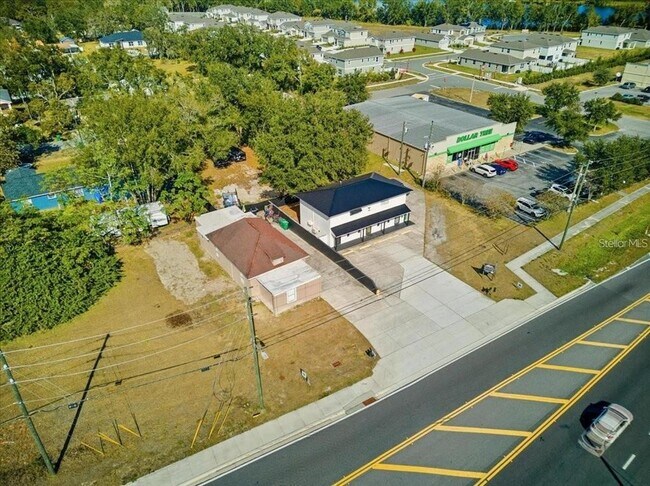 Building Photo - 610 Dundee Rd