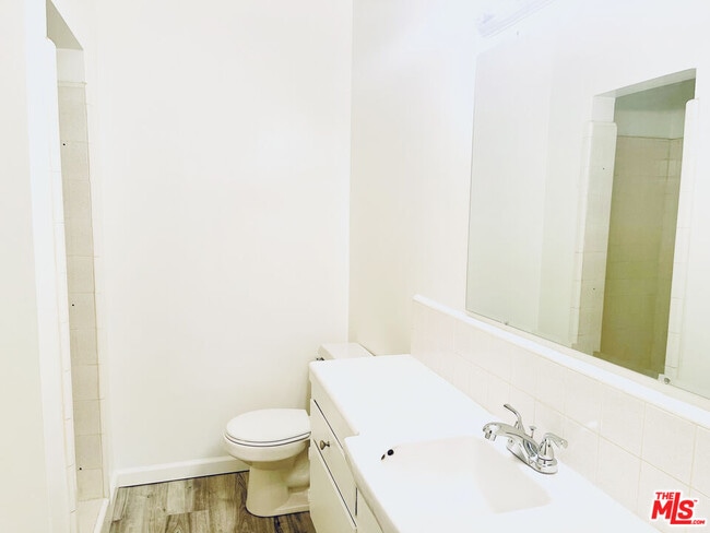 Building Photo - 757 Ocean Ave