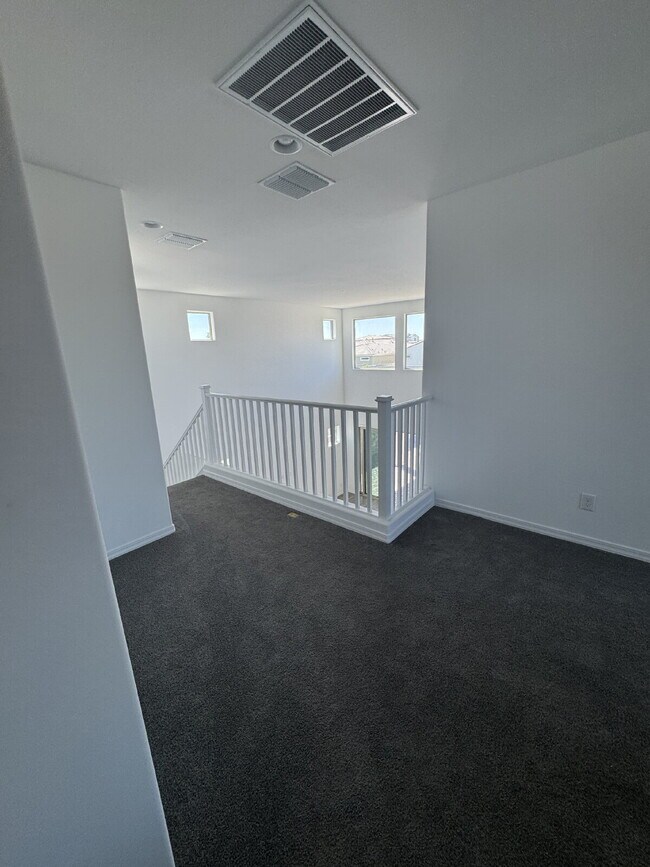 Building Photo - 12855 W Lamar Ct
