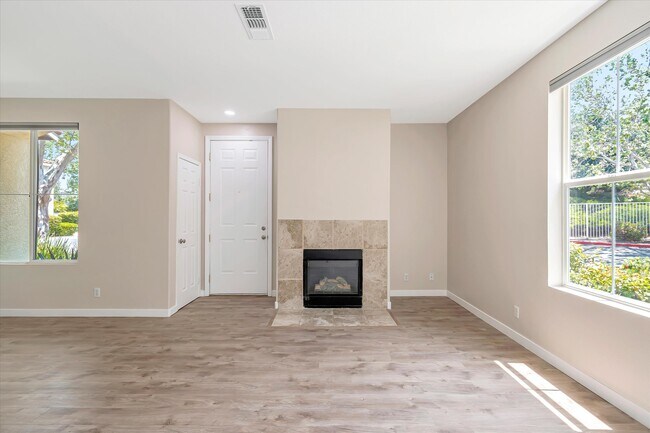 Building Photo - 18014 Flynn Dr