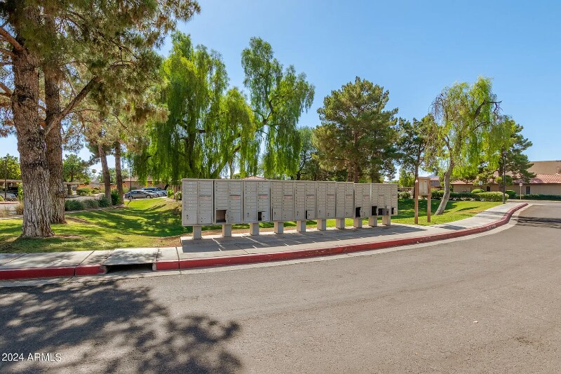 Building Photo - 8625 E Belleview Pl