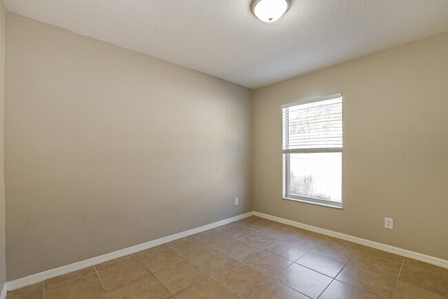 Building Photo - 4439 Brookdale Ct