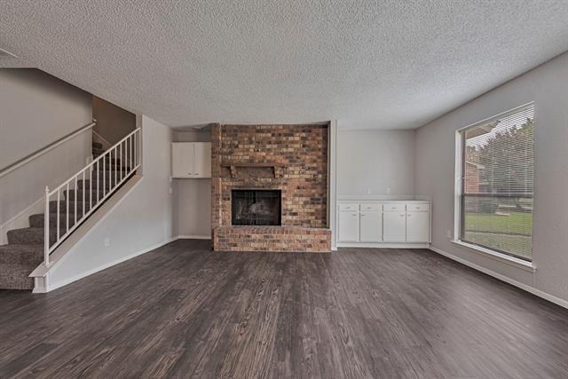 Building Photo - 1803 Ridgebrook Dr
