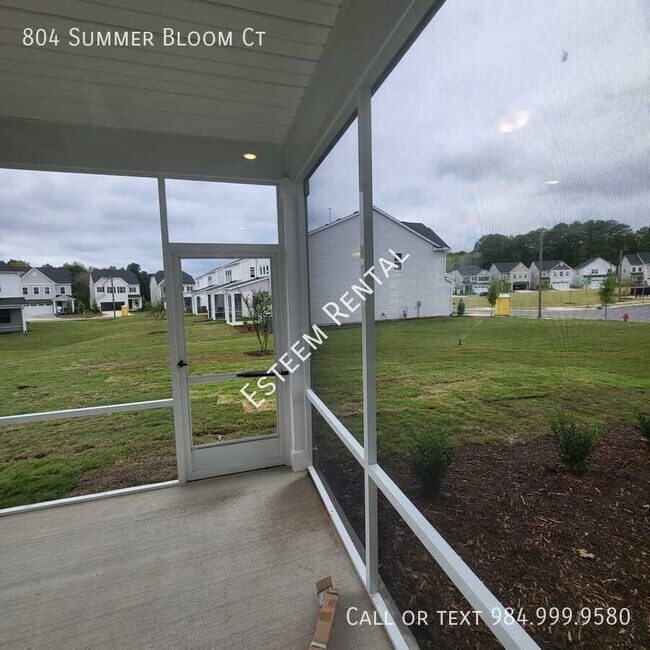Building Photo - 804 Summer Bloom Ct