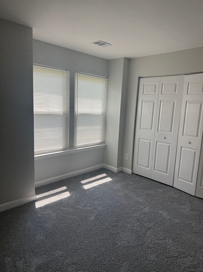 2nd BD room - 13700 Modrad Way