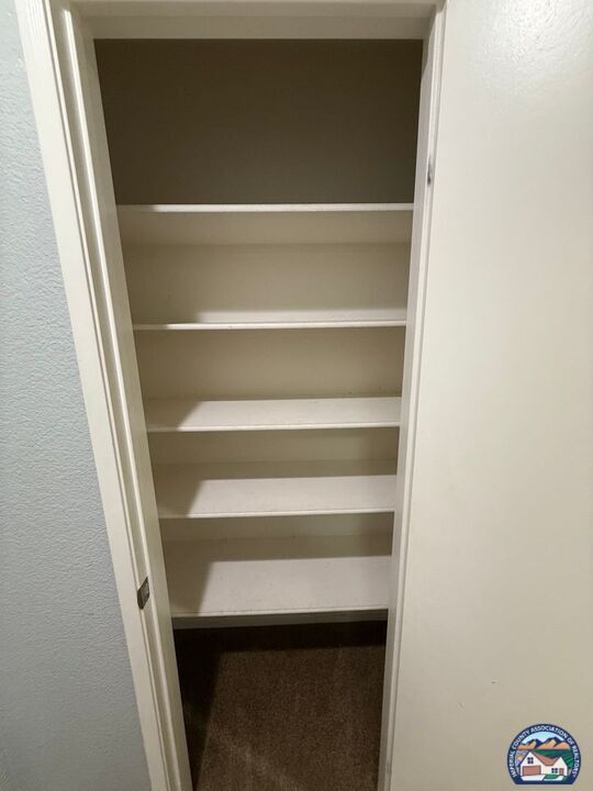 Building Photo - 642 Brewer Rd