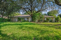 Building Photo - 1200 E Franklin St