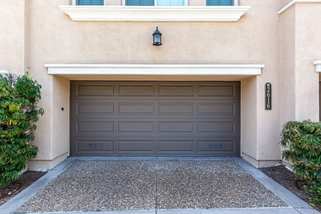 Building Photo - **YOU CAN HAVE IT ALL **MISSION VALLEY***2...