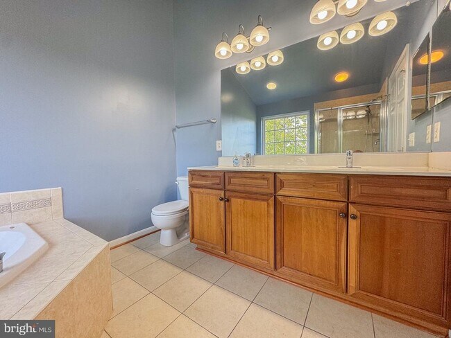 Building Photo - 4371 Palton Dr
