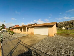 Building Photo - ~RARE FIND~ Newly Remodeled 3 Bedroom Home...