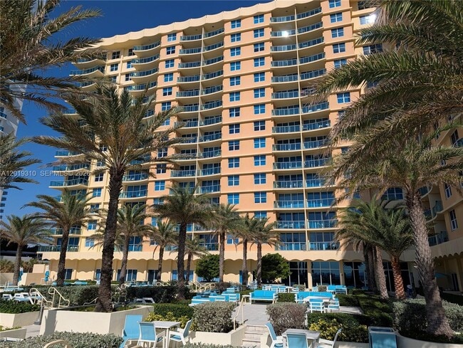 Building Photo - 2501 S Ocean Dr