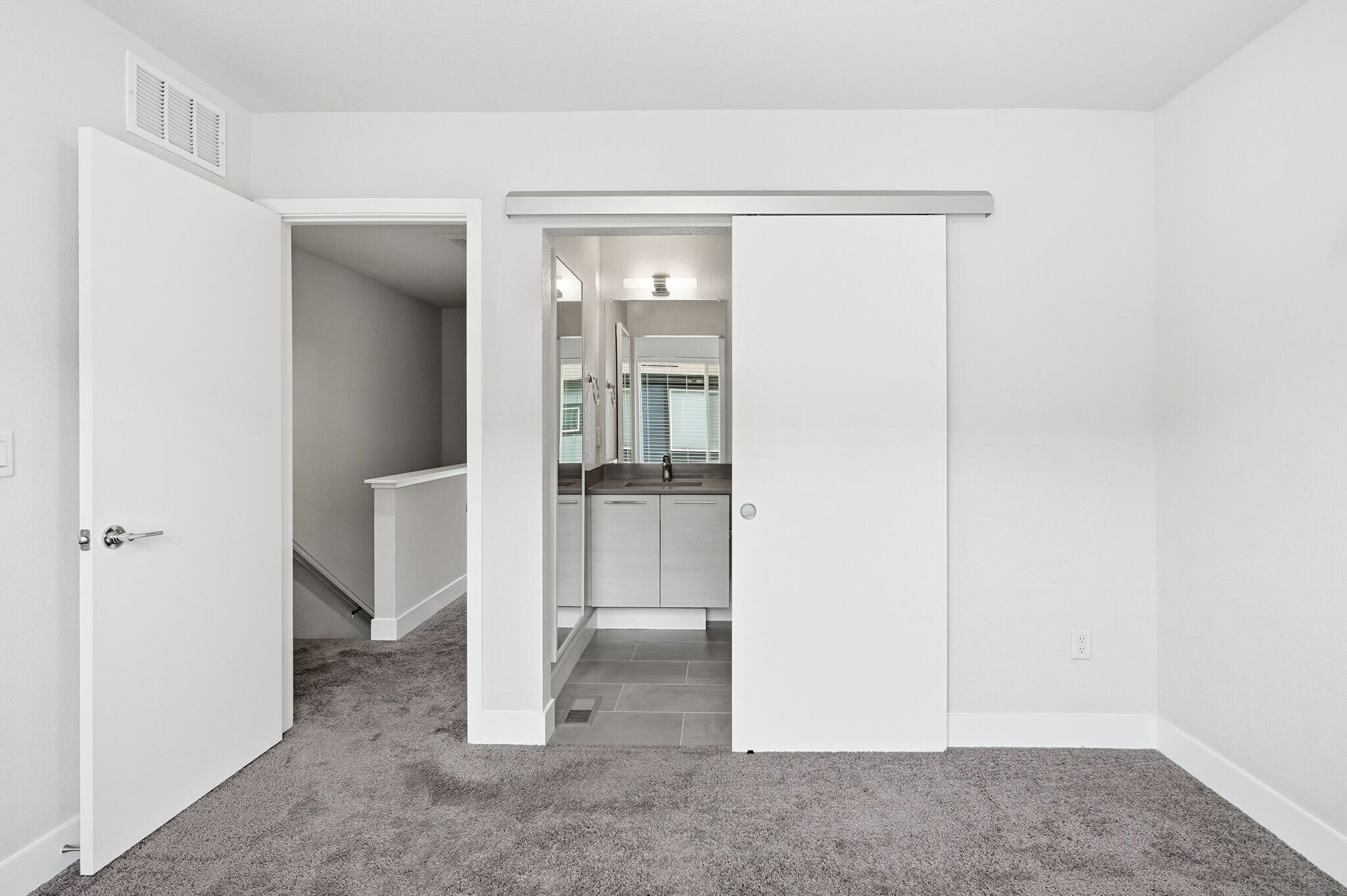 Building Photo - 5528 W 10th Pl