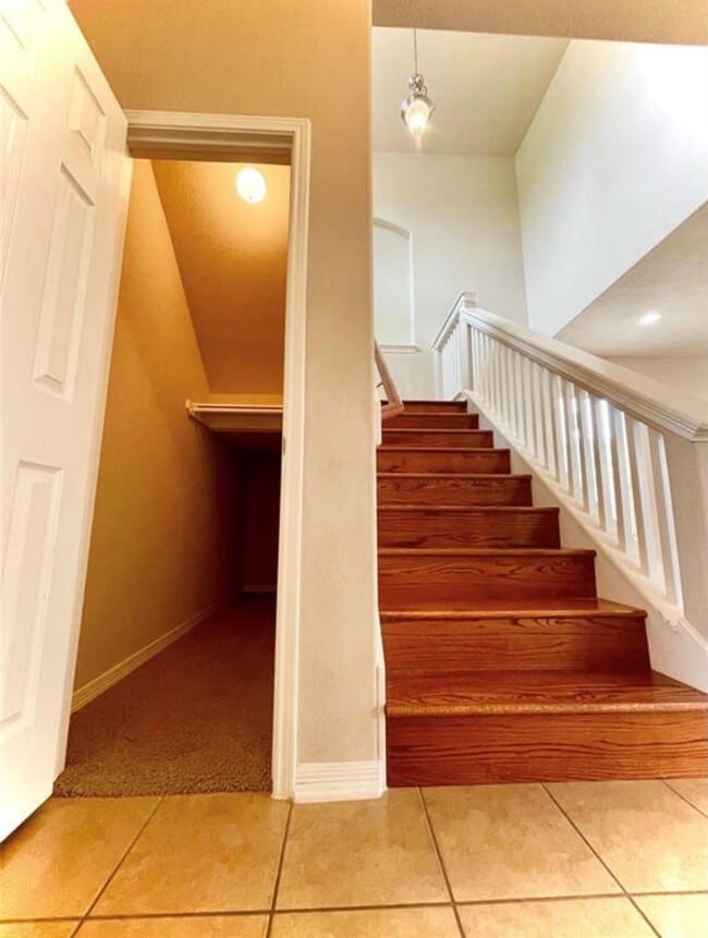 Building Photo - 25231 Florina Ranch Dr