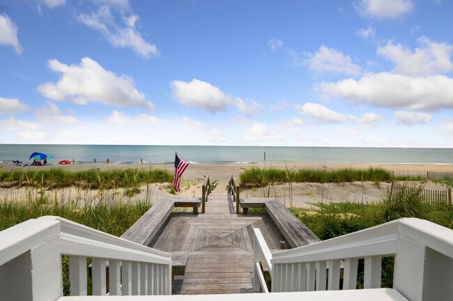 Building Photo - 1277 Debordieu Blvd