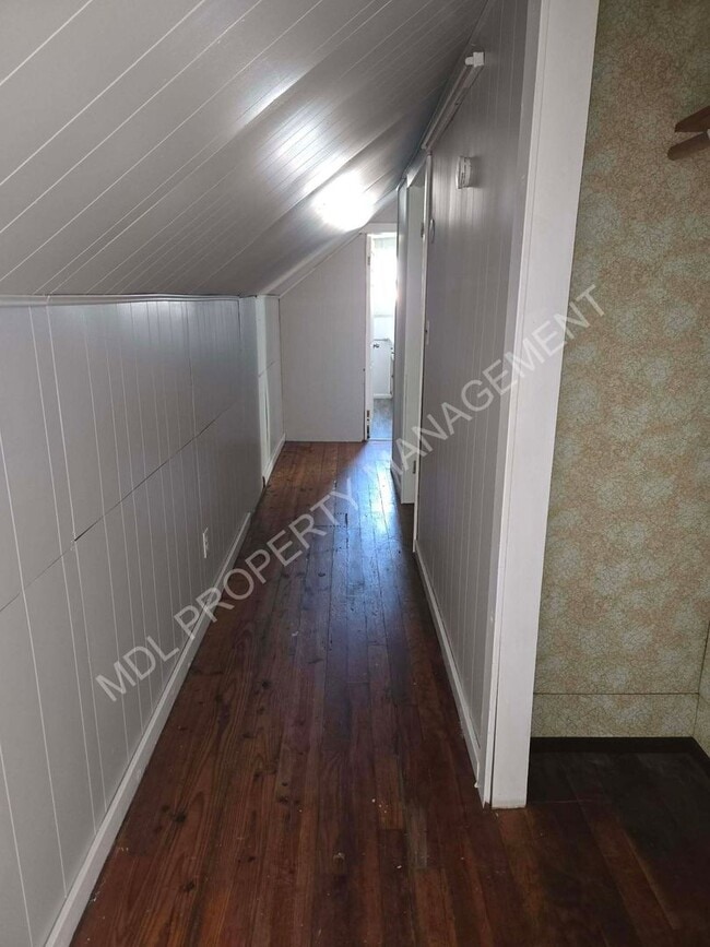 Building Photo - 4 Bed / 2 Bath House in Saginaw