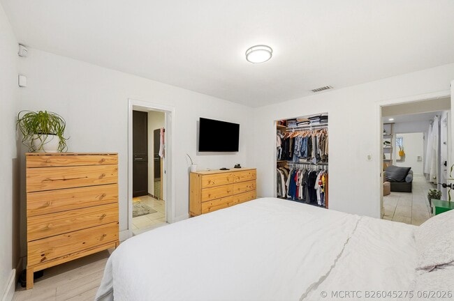 Building Photo - 1208 N 31st Ave