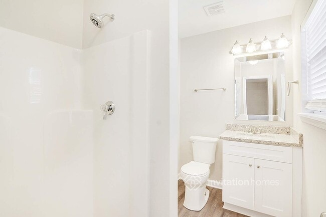 Building Photo - 200 Denver Ave