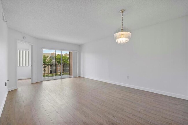 Primary Photo - 9537 Weldon Cir
