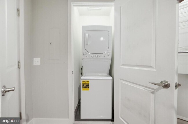 Building Photo - 2125 14th St NW