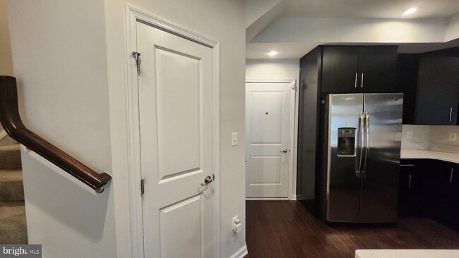 Building Photo - "Charming Lanham Townhome: 2 Bed, 2.5 Bath...