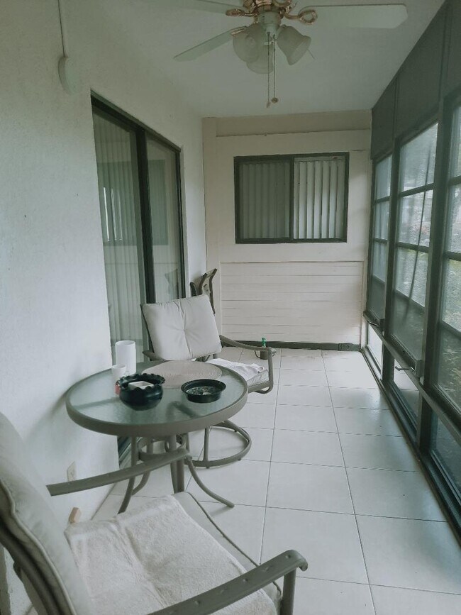 Building Photo - 15461 Lakes of Delray Blvd
