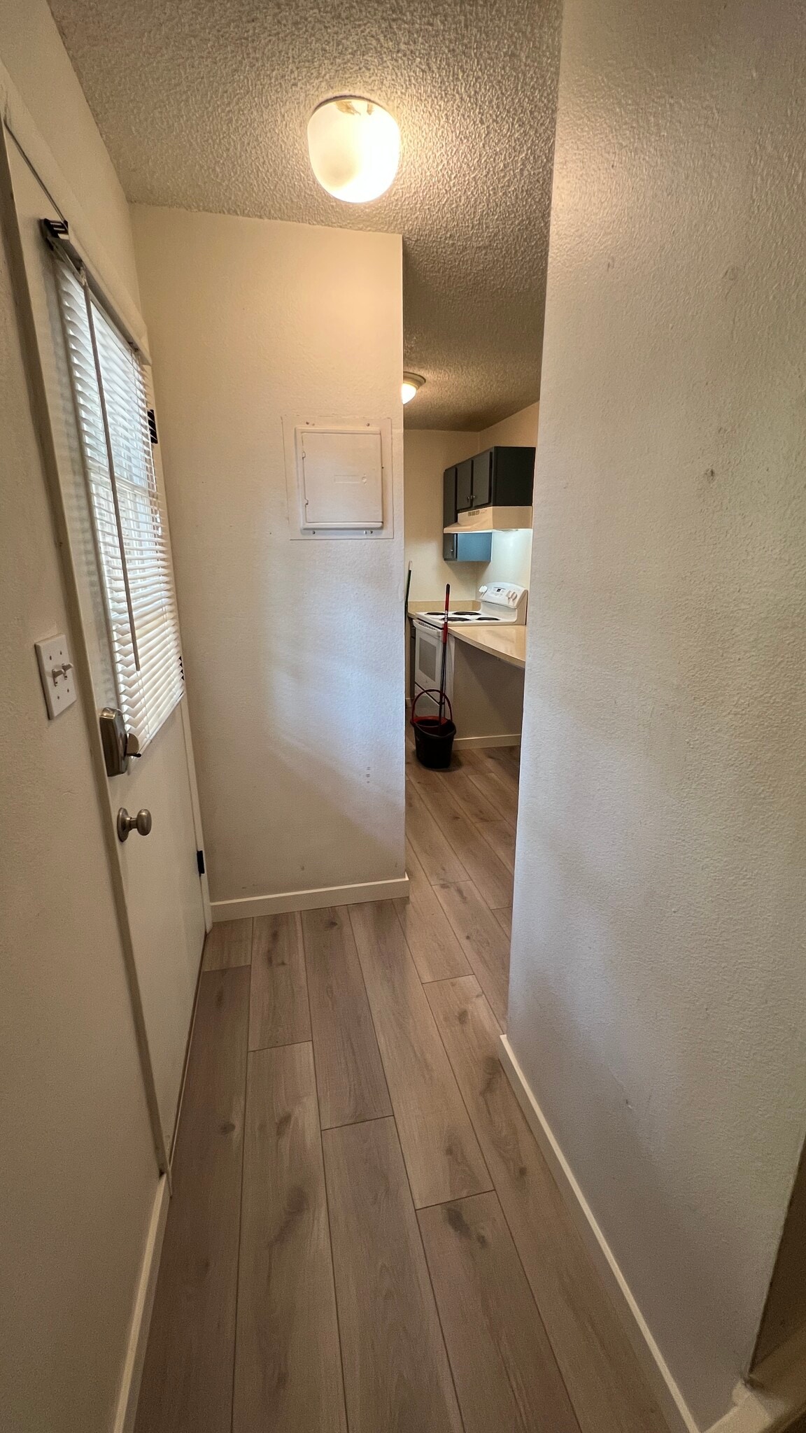 Building Photo - 3000 Colorado Ave