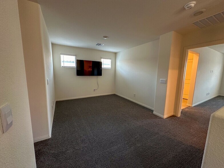 Building Photo - 1782 Kylie River Pl