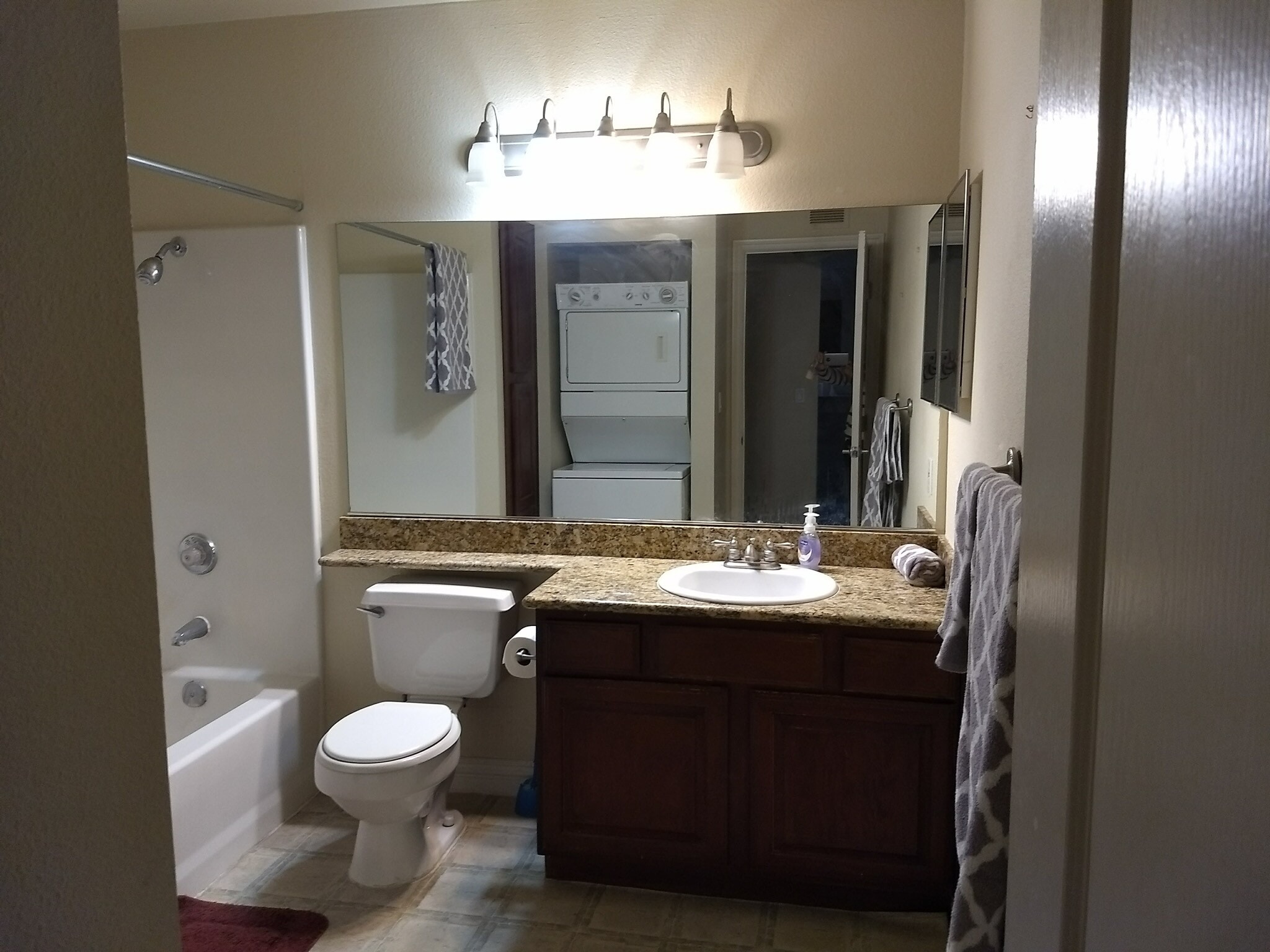 Building Photo - 4050 Pacific Harbors Dr